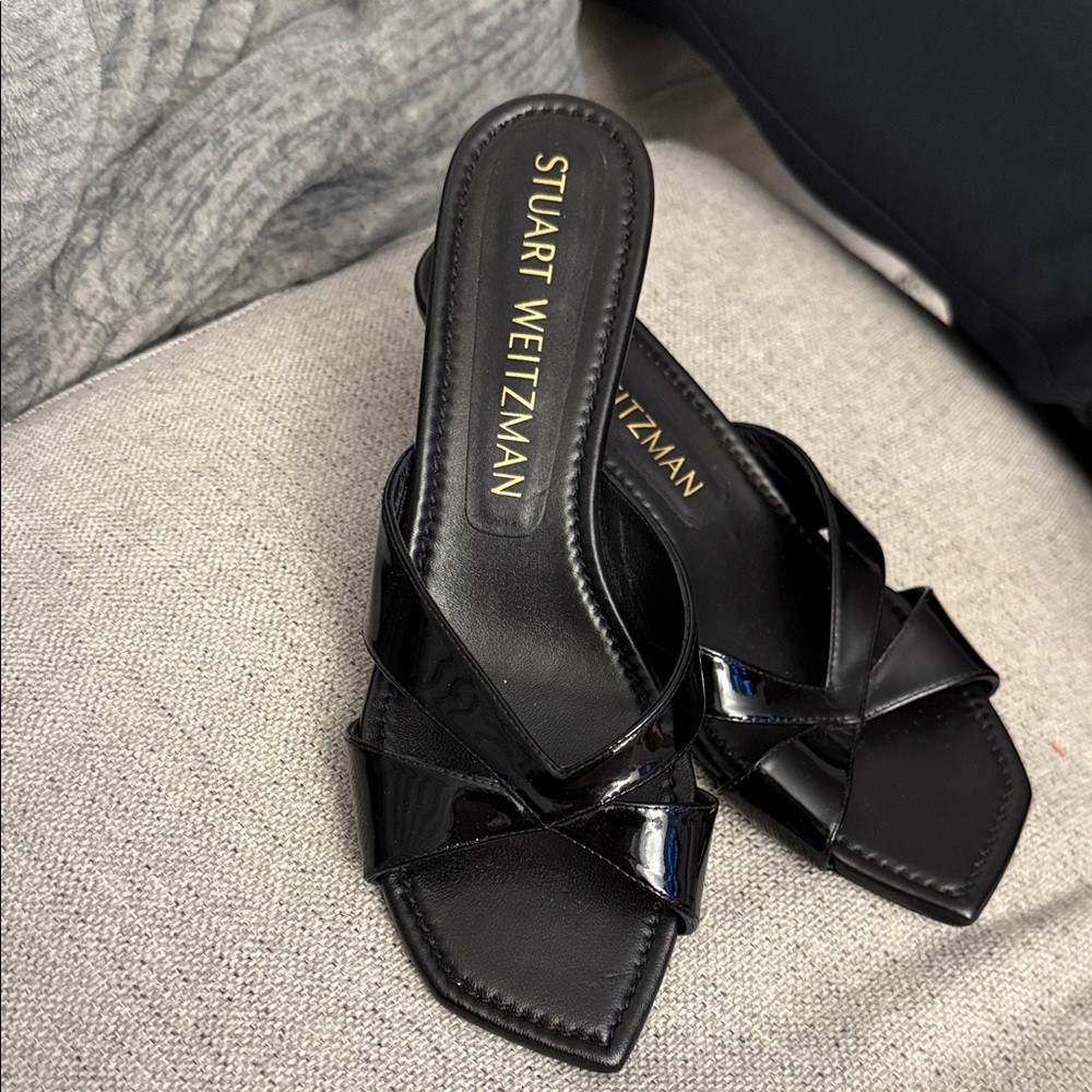 Stuart Weitzman Black Patent Leather Kitten Heels